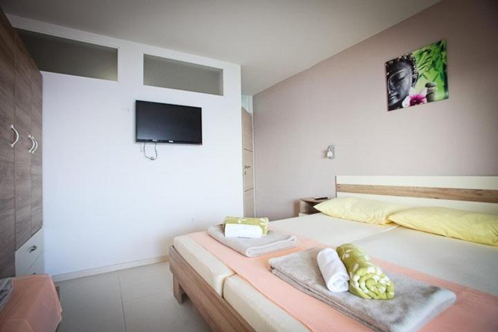 Apartments Kalaba - Dalma I Подаца Екстер'єр фото